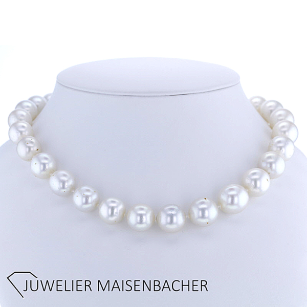 Ein Traum von Südsee-Perlen Collier im Verlauf "WEMPE"
