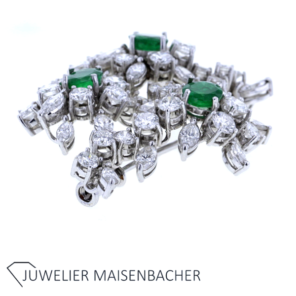 Handgefertigte Brosche mit Smaragd, Diamanten und Brillanten Gold – Bild 2
