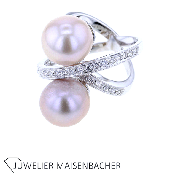 Traumhafter Ring mit rosa Südseeperlen und Brillanten Gold