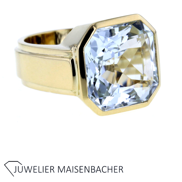 Massiver Ring mit Edelstein Aquamarin Handarbeit