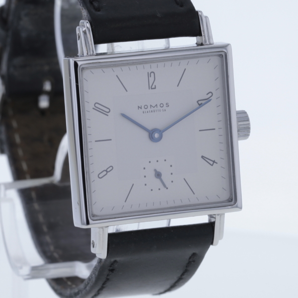 NOMOS Tetra 27 klein Edelstahl – Bild 3