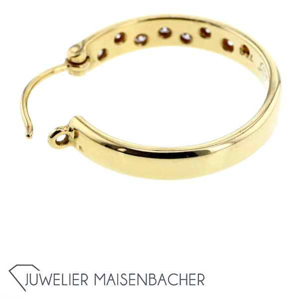 Ein Paar klassische Creolen, 1x mit Diamant-Besatz – Bild 7