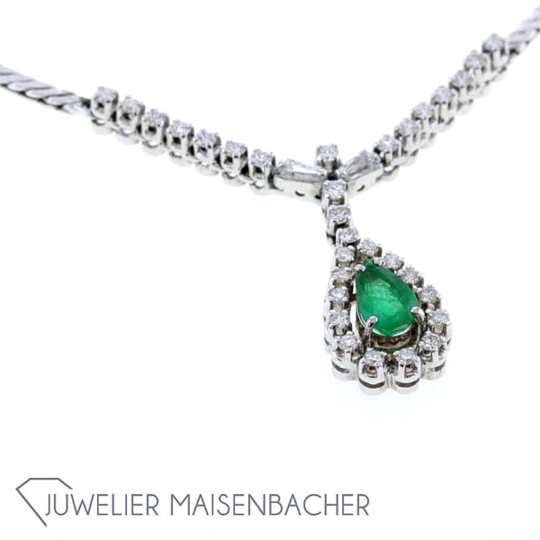 Schmuckset *Smaragd* bestehend aus 2 Colliers, Armband, Ring und Ohrringen – Bild 13