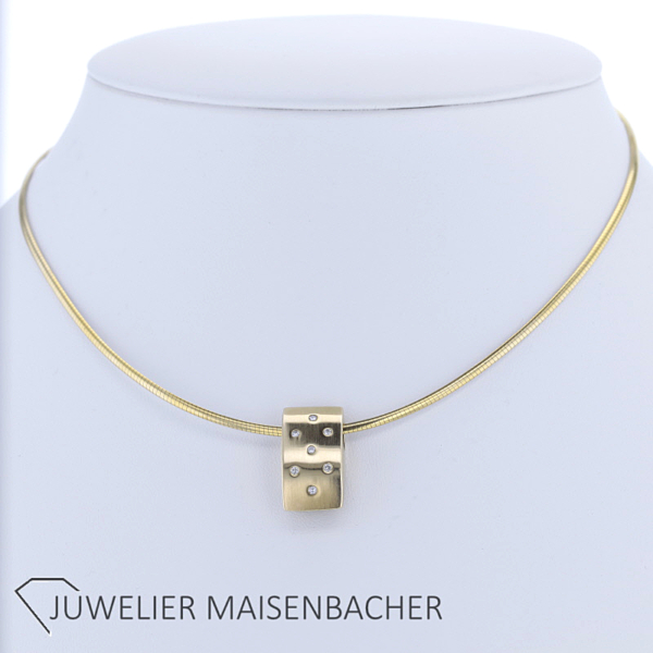 Caren Pfleger Klassischer Anhänger in Gold mit Brillanten – Bild 5