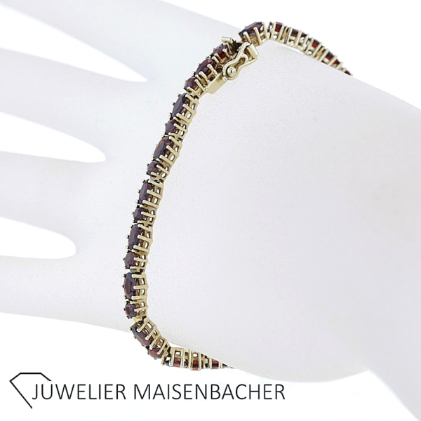 Klassisches Armband mit dunklen Granaten Gold – Bild 10