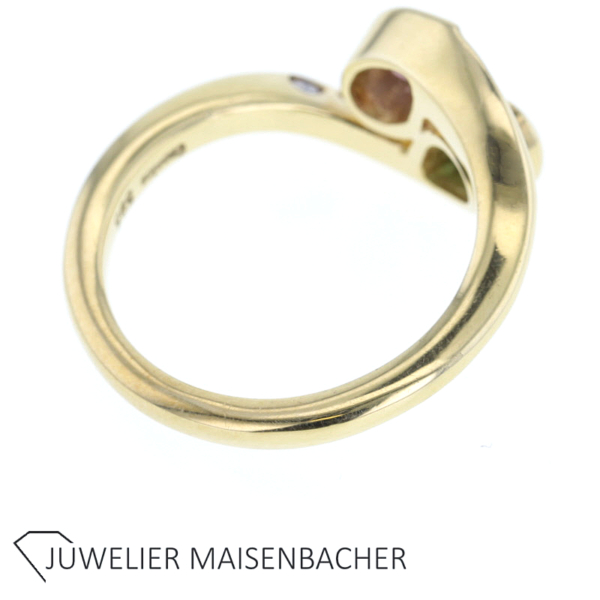 Caprise Ring mit Turmalin und Brillanten Gold