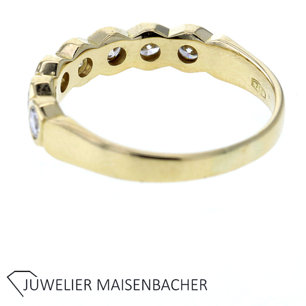 Klassischer Memoire Ring mit strahlenden Brillanten Gold