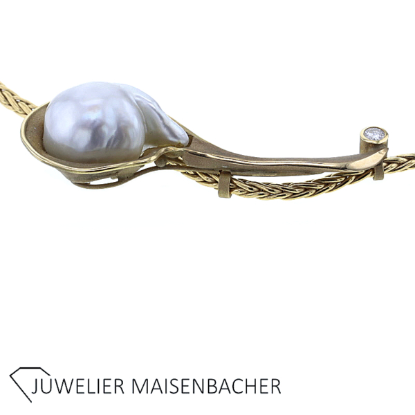 UNIKAT Collier mit Brillant und Barock-Zuchtperle Gold – Bild 4