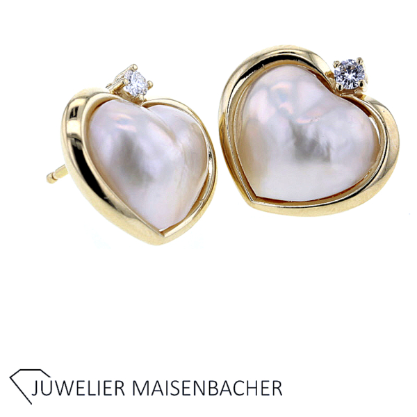 Ohrstecker mit Mabé-Zuchtperle in Herzdesign und Brillant Gold – Bild 3
