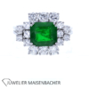 Wunderschöner Smaragd Entourage Brillant Ring Gold